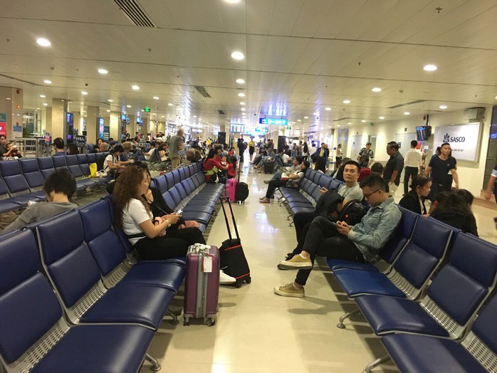 Hoãn nhiều chuyến bay đến Nhật vì siêu bão Faxai - Ảnh 1.