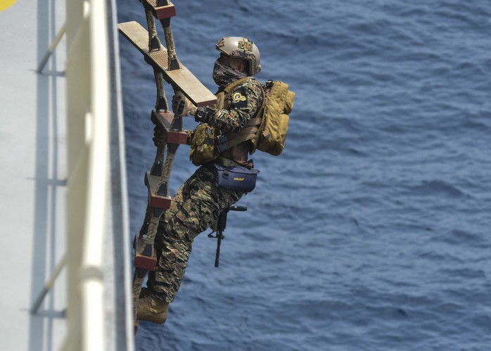 Cận cảnh dàn tàu chiến tham gia Diễn tập hải quân ASEAN-Mỹ - Ảnh 17.