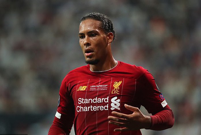 Van Dijk được Liverpool tăng lương kịch trần, mơ Quả bóng vàng - Ảnh 1.