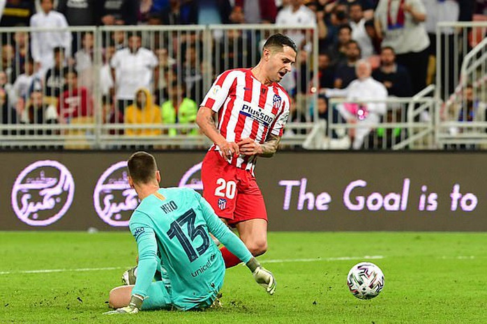 VAR cướp trắng 2 bàn, Barcelona gục ngã trước Atletico Madrid - Ảnh 7.