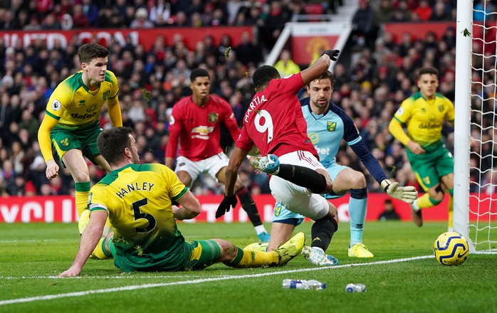 Man United đại thắng, mở đại tiệc nhà hát Old Trafford - Ảnh 5.