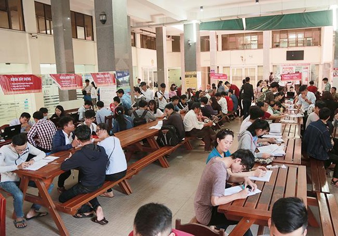 Đại học Duy Tân cùng gói học bổng “khủng” dành cho thí sinh điểm cao năm 2020 - Ảnh 2.