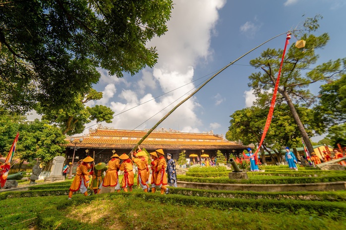 Vua quan triều Nguyễn ăn Tết như thế nào? - Ảnh 3.