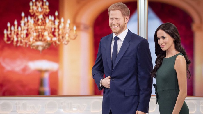 Hoàng tử Harry và Công nương Meghan mất danh hiệu hoàng gia - Ảnh 1.