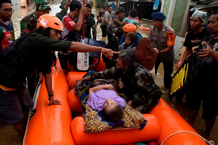 Indonesia: Thương vong vì mưa lũ tăng nhanh - Ảnh 1.