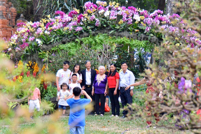 Hội Hoa Xuân Tao Đàn: ngày hội của tình thân - Ảnh 2.