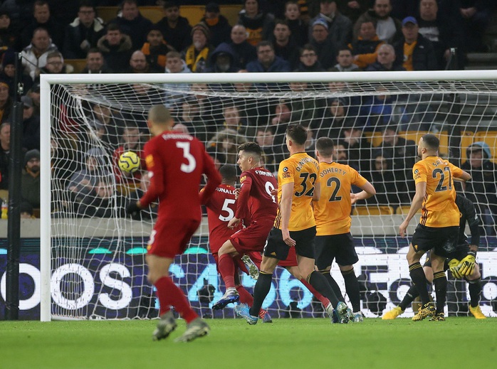 Thần tài Firmino tỏa sáng, Liverpool thắng nghẹt thở chủ nhà Wolverhampton - Ảnh 6.