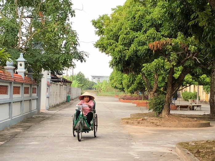 Bệnh nhân xóm chạy thận xúc động trước sự xuất hiện bất ngờ của Phó Thủ tướng - Ảnh 18.