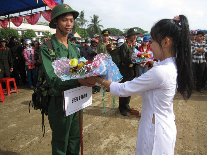 Xuân về, rộn ràng lên đường nhập ngũ - Ảnh 3.