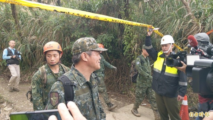 Vụ tướng Đài Loan tử nạn: Rà hộp đen tìm cuộc gọi bất thường - Ảnh 1.