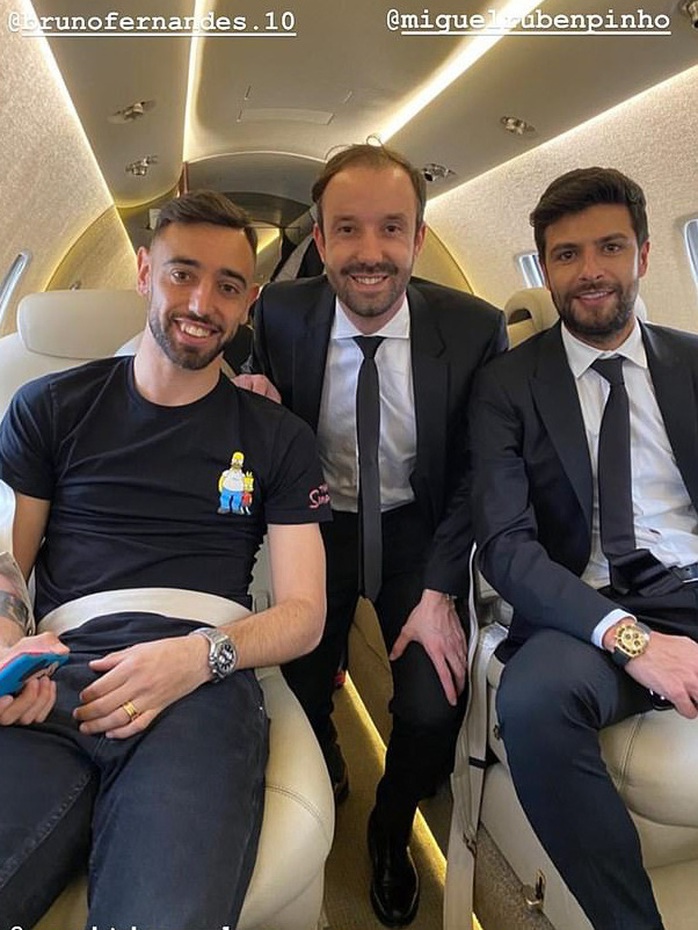 Bom tấn Bruno Fernandes gia nhập Man United - Ảnh 3.