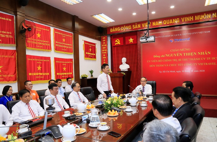 Bí thư Nguyễn Thiện Nhân thăm và chúc Tết Công ty Du lịch Vietravel - Ảnh 1. Bí thư Nguyễn Thiện Nhân thăm và chúc Tết Công ty Du lịch Vietravel - Ảnh 1.
