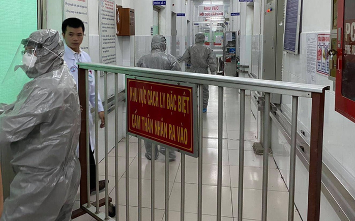 Hai người nước ngoài nghi nhiễm virus corona từng ở Quảng Ngãi đến hơn 1 tuần - Ảnh 1.