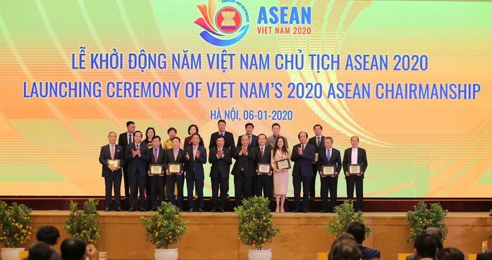 Thủ tướng chủ trì Lễ Khởi động Năm Chủ tịch ASEAN 2020 - Ảnh 10.