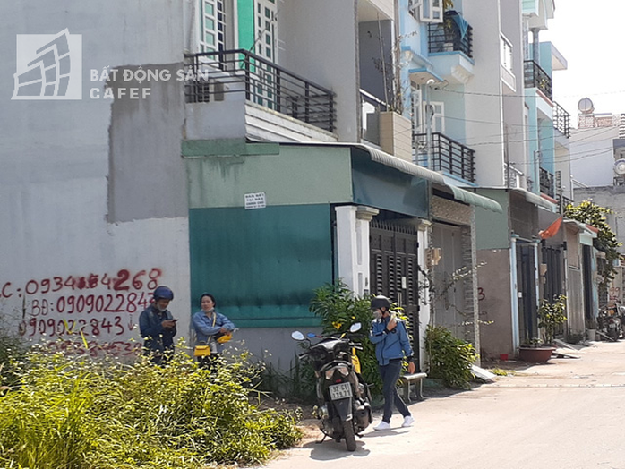 Cận Tết, nhà đất vùng ven TP HCM hạ giá, nhà đầu tư có quay lại? - Ảnh 2. Cận Tết, nhà đất vùng ven TP HCM hạ giá, nhà đầu tư có quay lại? - Ảnh 2.