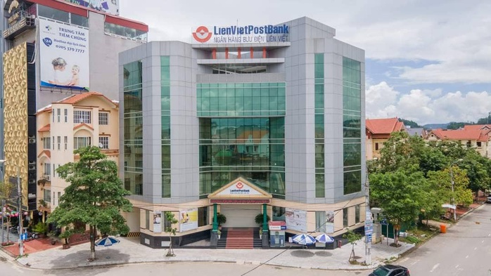 Năm 2020, LienVietPostBank là ngân hàng đầu tiên chuyển sàn lên HoSE? - Ảnh 1. Năm 2020, LienVietPostBank là ngân hàng đầu tiên chuyển sàn lên HoSE? - Ảnh 1.