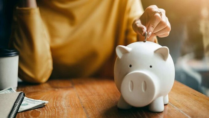 Cách tiết kiệm tiền lúc khó khăn - Ảnh 1. Cách tiết kiệm tiền lúc khó khăn - Ảnh 1.