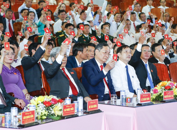 Ông Nguyễn Khắc Định tái đắc cử Bí thư Tỉnh ủy Khánh Hòa - Ảnh 2.