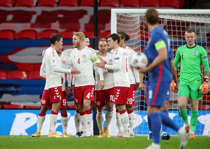 Thua sốc Đan Mạch trên sân nhà, tuyển Anh mất ngôi đầu Nations League - Ảnh 6.