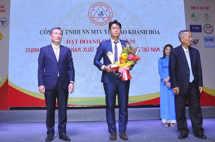 Yến sào Khánh Hòa: Top 10 Doanh nghiệp Việt Nam điển hình sáng tạo năm 2020 - Ảnh 1. Yến sào Khánh Hòa: Top 10 Doanh nghiệp Việt Nam điển hình sáng tạo năm 2020 - Ảnh 1.