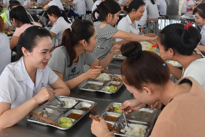 ĂN ĐÚNG CÁCH ĐỂ KHỎE MẠNH: Cần chế độ ăn khoa học - Ảnh 1.