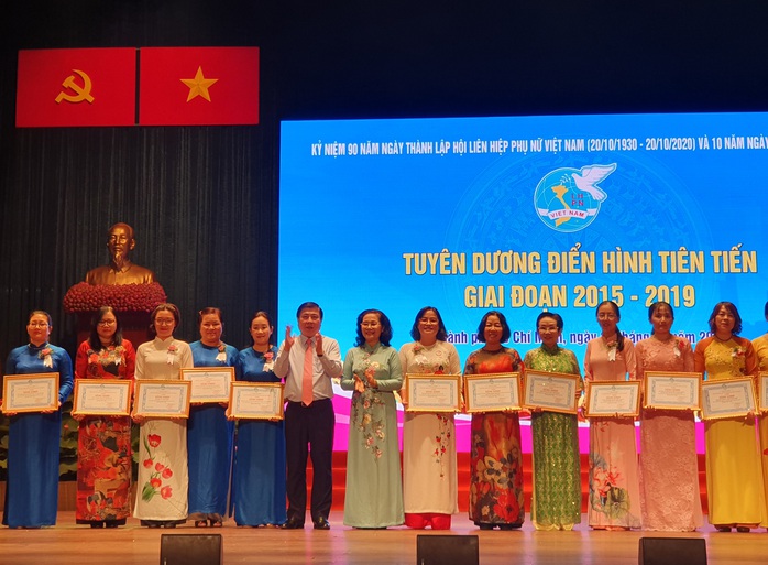 TP HCM tổ chức Lễ kỷ niệm 90 năm Ngày thành lập Hội LHPN Việt Nam - Ảnh 3.