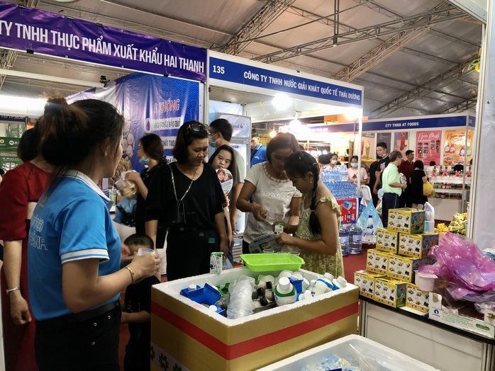 Những điểm đặc biệt tại Hội chợ Khuyến mại năm 2020 Thỏa sức mua - Đua sức sắm - Ảnh 1. Những điểm đặc biệt tại Hội chợ Khuyến mại năm 2020 Thỏa sức mua - Đua sức sắm - Ảnh 1.