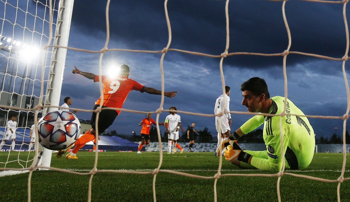 Sân nhà thành đất dữ, Real Madrid trắng tay trước Shakhtar Donetsk - Ảnh 7.