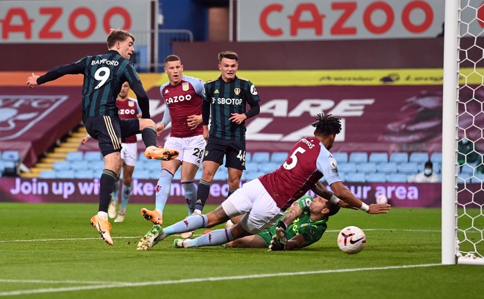 Đại phá Aston Villa, Leeds United bay bổng ở Ngoại hạng Anh - Ảnh 4.