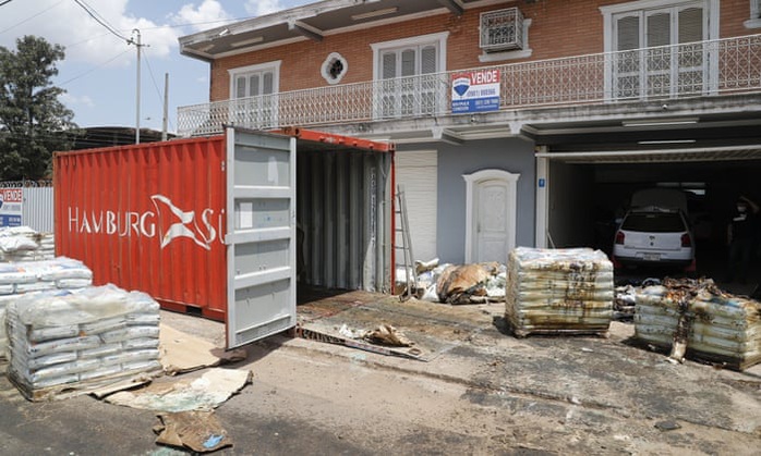 Paraguay phát hiện ít nhất 7 thi thể mục rữa trong container - Ảnh 1.