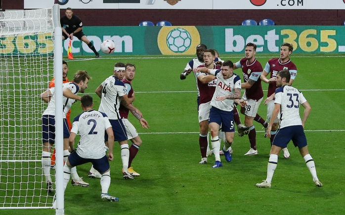 Son Heung-min ghi bàn, Tottenham vượt lên Top 5 Ngoại hạng - Ảnh 5.