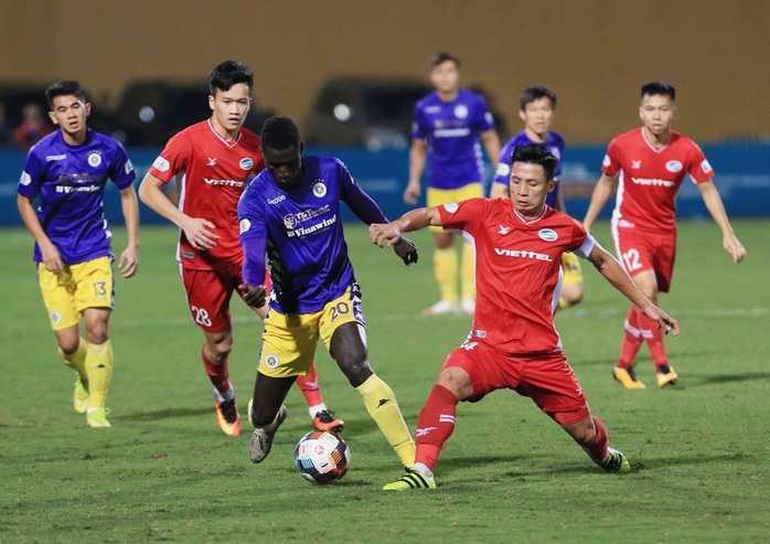 Kịch tính ở trận derby thủ đô giữa CLB Viettel và Hà Nội FC - Ảnh 2.