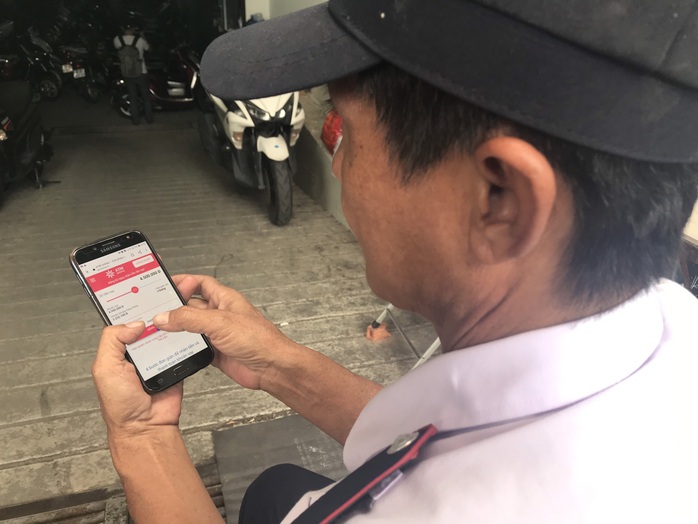 ATM Online đồng hành cùng bà con vùng lũ - Ảnh 1. ATM Online đồng hành cùng bà con vùng lũ - Ảnh 1.