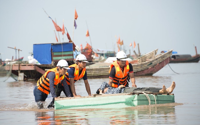 Mỹ hỗ trợ thêm 2 triệu USD giúp Việt Nam ứng phó lũ lụt miền Trung - Ảnh 1.