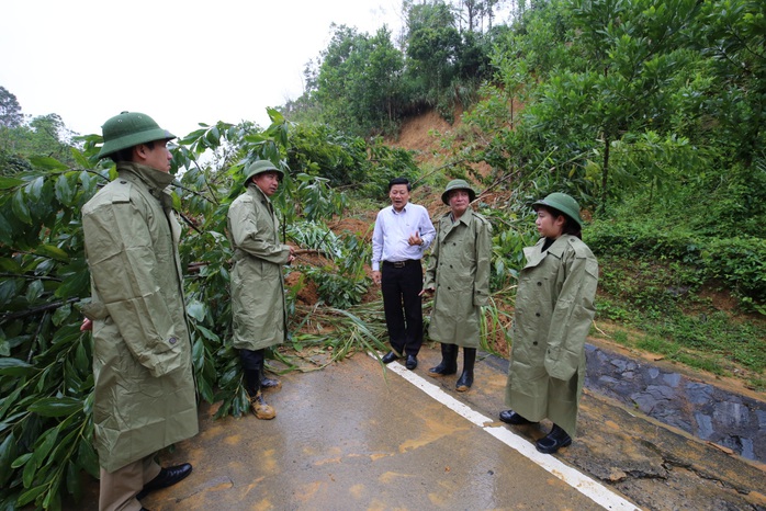 TP Đà Nẵng và Tỉnh Đắk Lắk cứu trợ người dân bão lụt miền Trung - Ảnh 2.