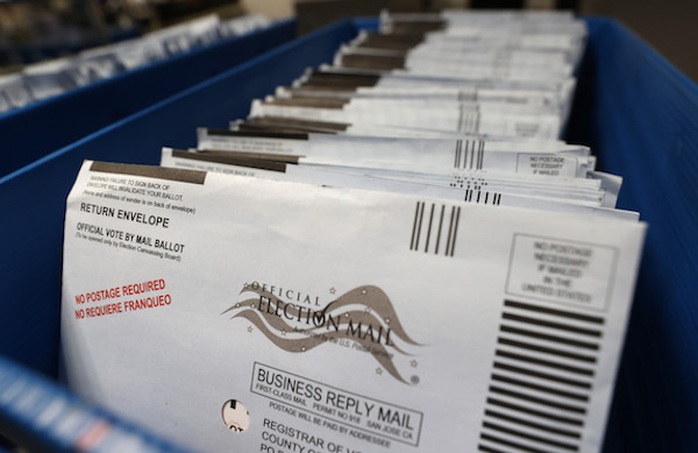 Mỹ: Hàng ngàn phiếu bầu biến mất bí ẩn ở bang chiến trường Pennsylvania - Ảnh 1.