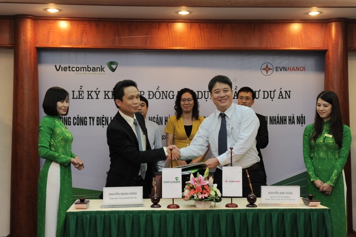 Vietcombank chi nhánh Hà Nội góp phần phát triển kinh tế thủ đô - Ảnh 1.