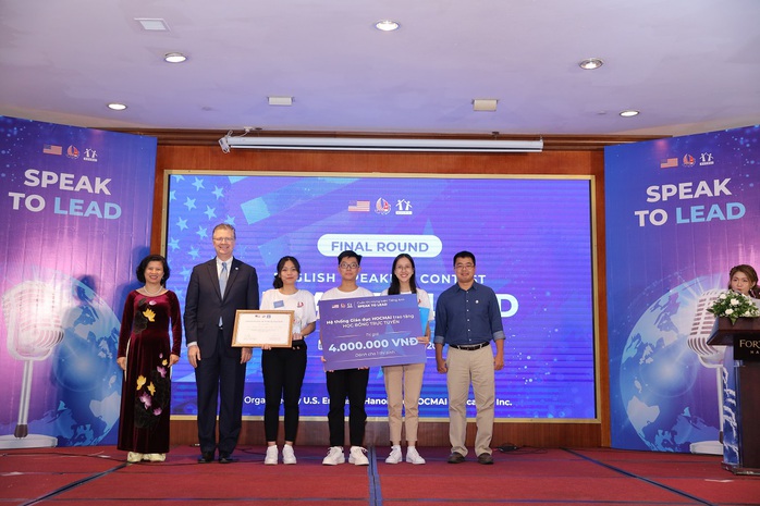 Đội học sinh từ An Giang giành thắng lợi thi hùng biện bằng tiếng Anh - Ảnh 3.