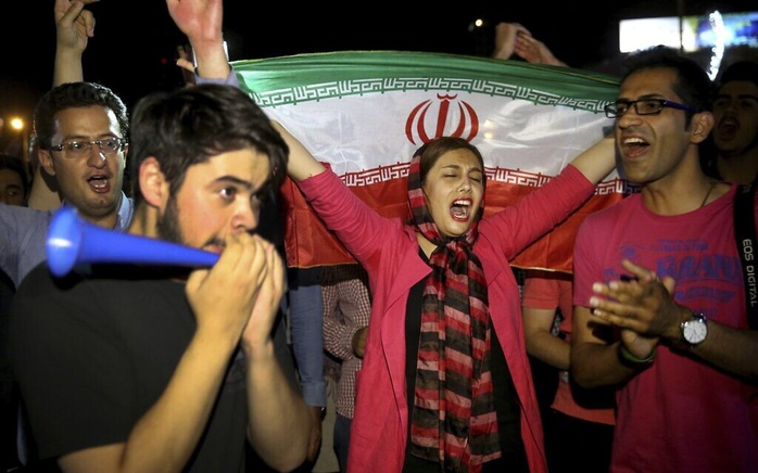 Nói không quan tâm nhưng Iran đang nín thở chờ bầu cử Mỹ - Ảnh 1.