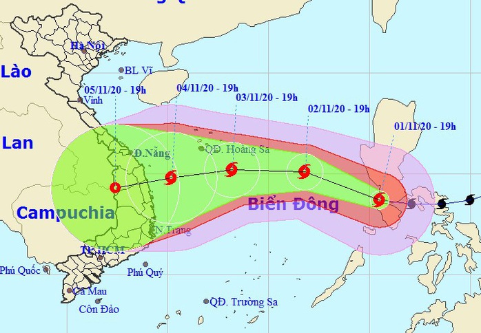 Bão Goni liên tục đổi hướng sau khi vào Biển Đông - Ảnh 1.