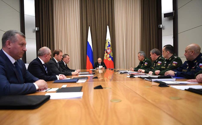 Tổng thống Putin công bố xây dựng Bộ chỉ huy chống tấn công hạt nhân nằm dưới hầm ngầm - Ảnh 2.