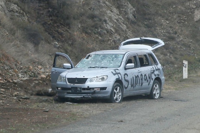 Quân Nga đến Nagorno - Karabakh, chứng kiến cảnh tượng kinh hoàng - Ảnh 3.