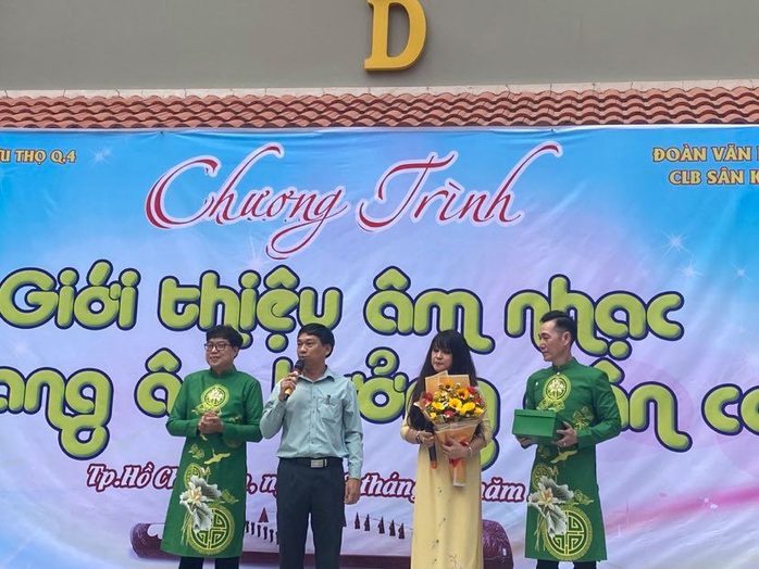 TP HCM: Học sinh hòa mình với âm nhạc dân ca - Ảnh 2. TP HCM: Học sinh hòa mình với âm nhạc dân ca - Ảnh 2.