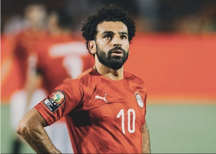 Mohamed Salah nhiễm Covid-19, Liverpool lo hết quân đá Ngoại hạng Anh - Ảnh 1.