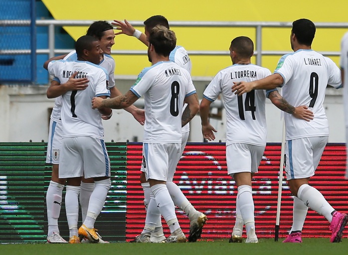 Cavani và Suarez ghi bàn, Uruguay thắng sốc Colombia vòng loại World Cup - Ảnh 6.