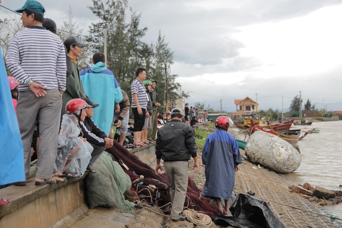 CLIP: Những thiệt hại ở Quảng Bình sau bão số 13 đi qua - Ảnh 13.