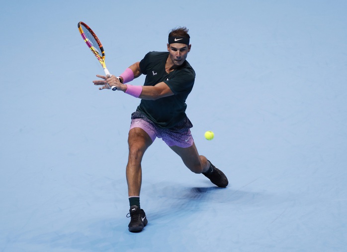 Rafael Nadal thắng dễ trận ra quân ATP Finals 2020 - Ảnh 2.