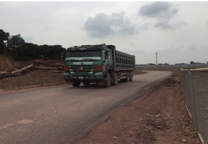 Nhà đầu tư BOT cao tốc Bắc Giang - Lạng Sơn bất lực với xe quá tải phá nát đường - Ảnh 1.