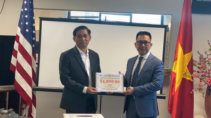 Doanh nhân David Dương sẻ chia với đồng bào miền Trung - Ảnh 3. Doanh nhân David Dương sẻ chia với đồng bào miền Trung - Ảnh 3.