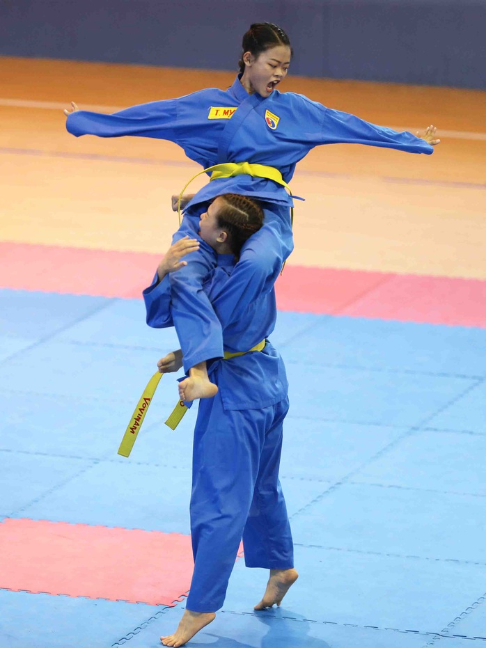 Những bóng hồng dũng mãnh trên thảm đấu Giải Vô địch Vovinam toàn quốc 2020 - Ảnh 1.